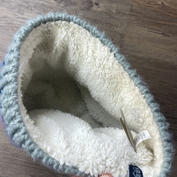 REI Youth Knit Fleece Lined Beanie with PomPom, Winter Hat, Girls size 7-14 - Picture 7 of 8